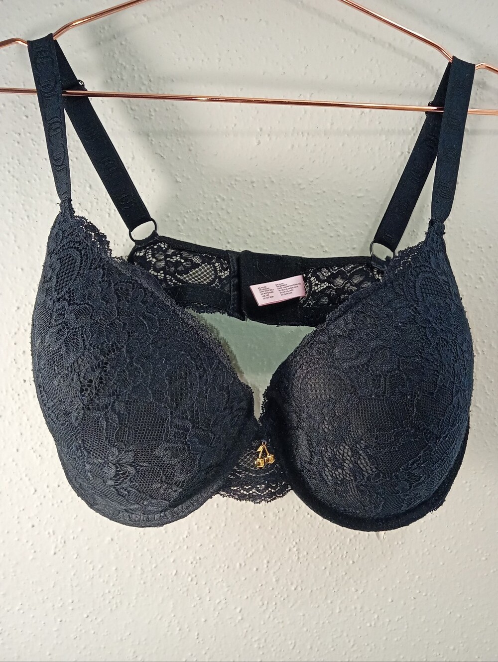 Juicy Couture Lace Underwire Black Bra sz 42D Gold Hardware Logo